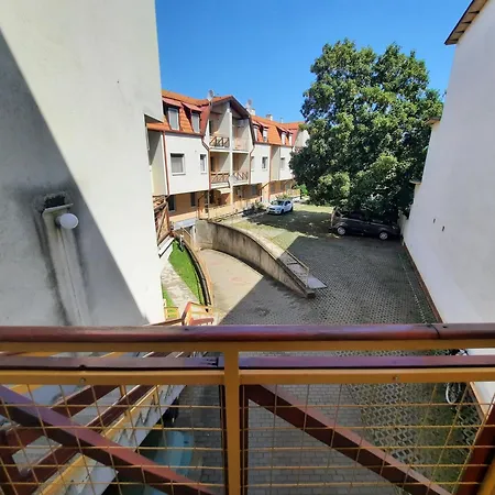 Zoeld Beka Koelcsey Iii * Hajdúszoboszló